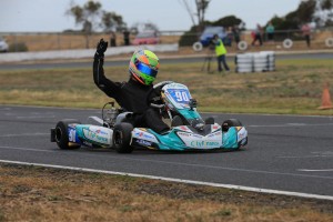 Reece Sidebottom crossing the line for victory in the KF3 class (Pic: Coopers Photography)