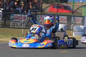 Oscar Piastri crossing the line for victory in the KF3 (Pic: Coopers Photography)